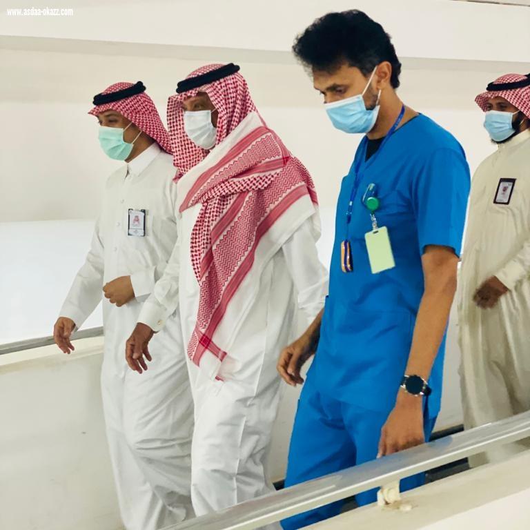 محافظ صامطة يتفقد المشاريع الجاري تنفيذها في المستشفى العام