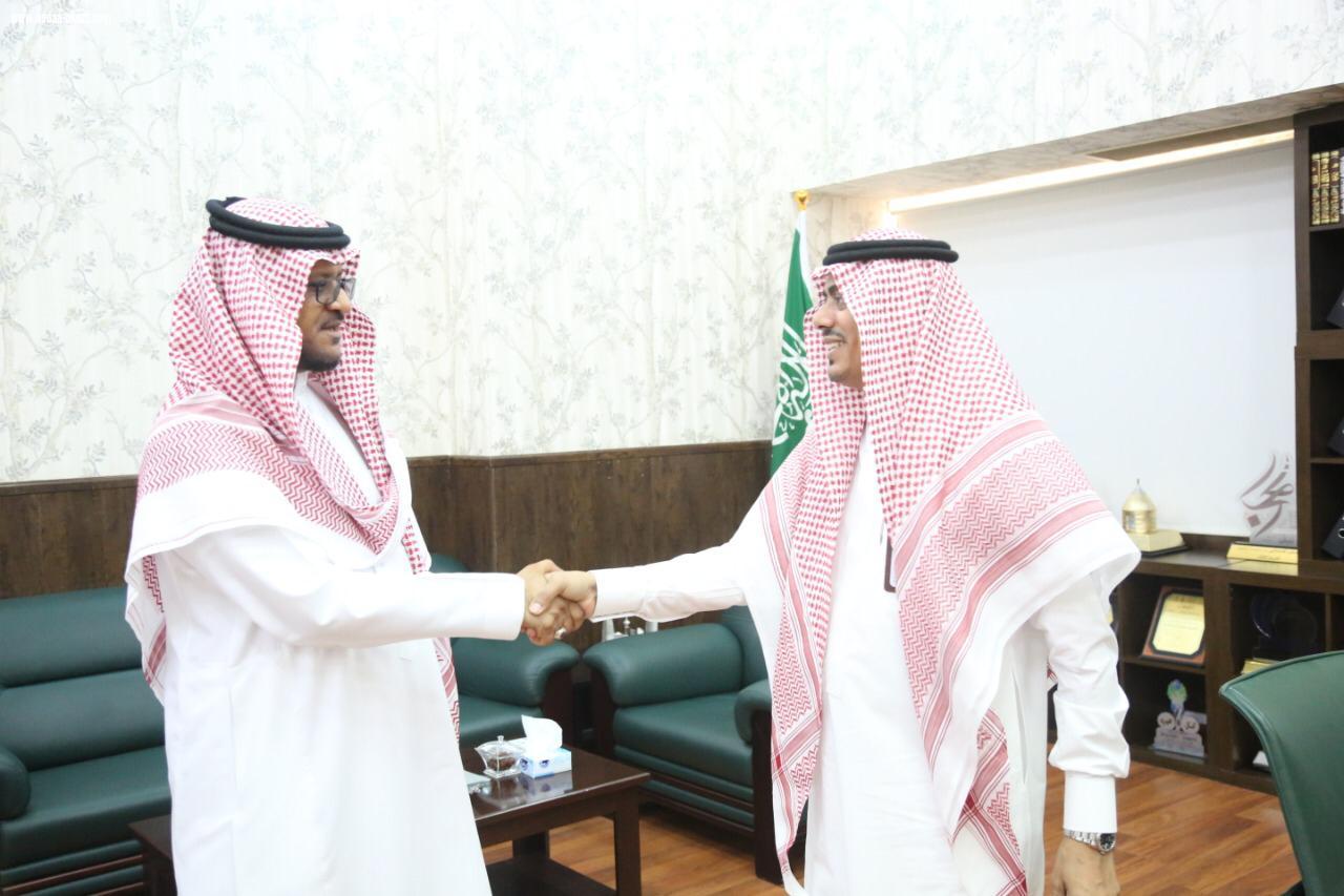 في إطار الشراكة والتكامل وفد من قيادات تعليم صبيا يزور مركز الأطفال لذوي الإعاقة، وإدارة تعليم جازان