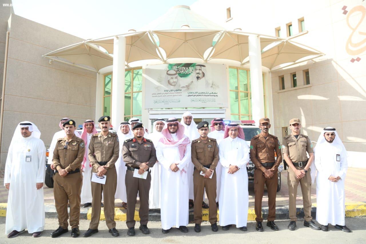 الحازمي يدشن معرض حملة أمنكم وسلامتكم هدفنا 