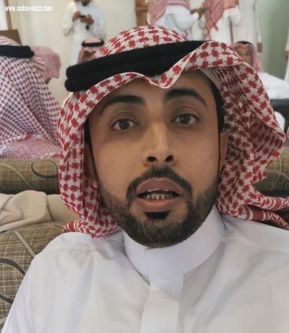 مكتب تعليم صامطة يكرم الاستاذ عبدالوهاب عمر معلم التربية الاسلامية بمدرسة العباس الابتدائية