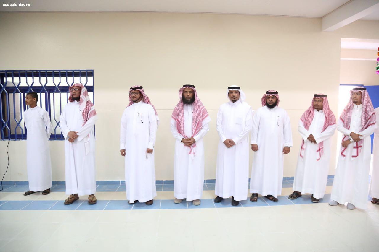 مدير تعليم صبيا يتفقد مدارس الإدارة ويشارك الطلاب والمعلمين انطلاقة العام الدراسي الجديد 