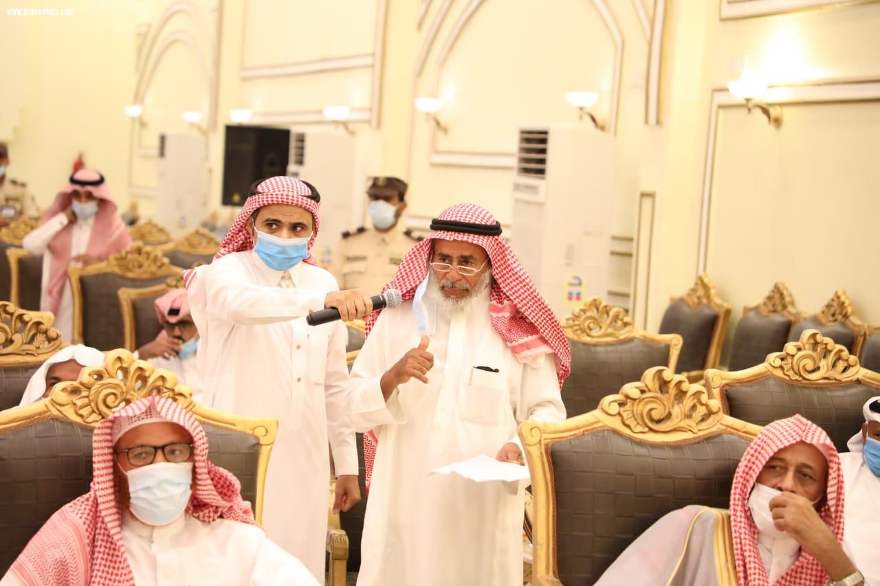 أكد أن مطالبهم ستؤخذ بعين الاعتبار وستصدر توصيات بشأنها وزير البيئة والمياه والزراعة يزور محافظة صامطة ويستمع  يكن المزارعين والصيادين