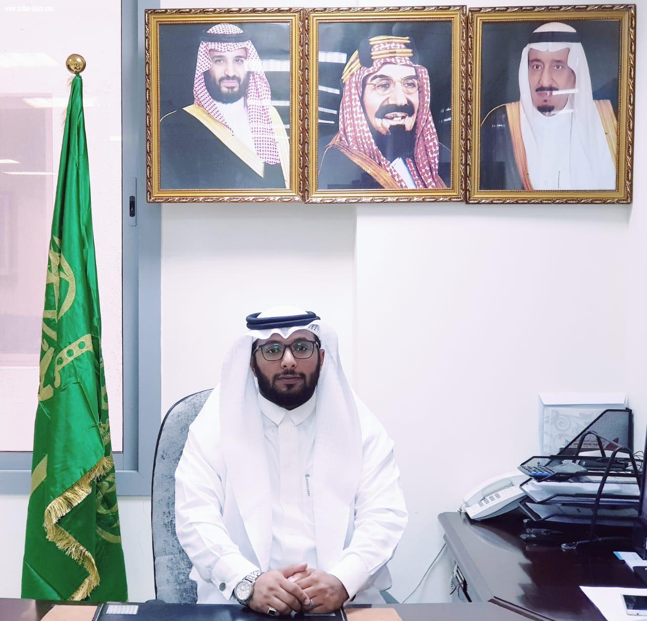 الكاتب عبدالعزيز عبدالله سنان اليوم الوطني يوم الذكرى 