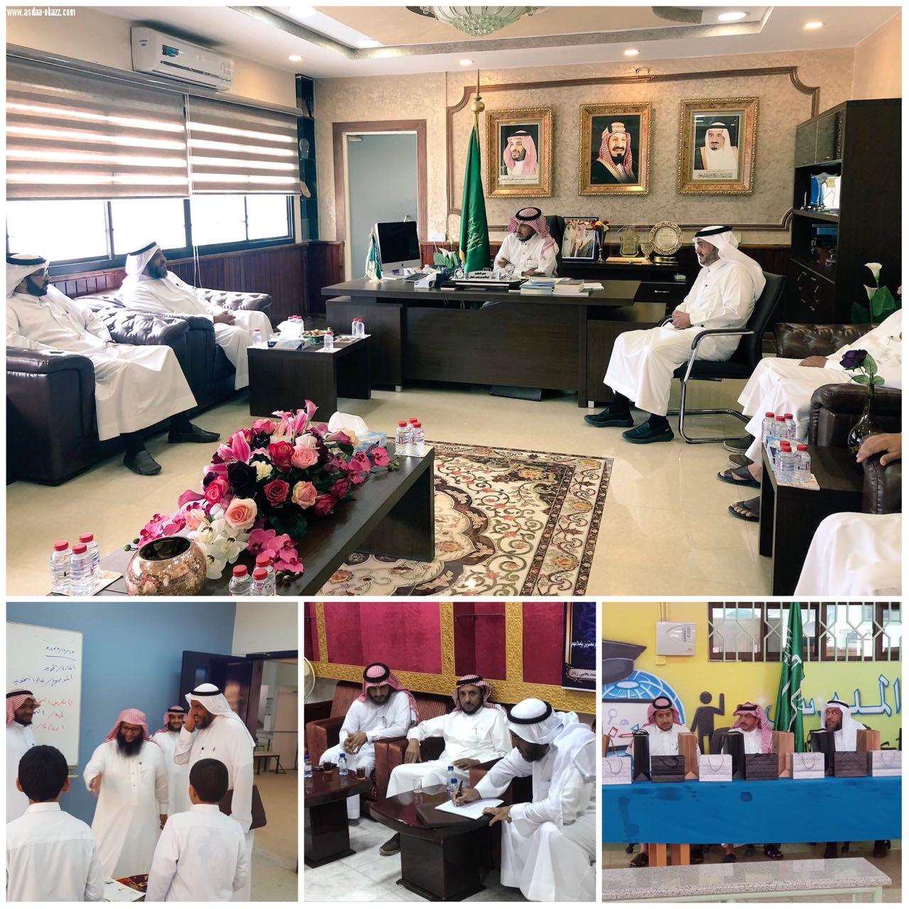 المشرف الوزاري  يلتقي مدير التعليم ويتابع الاستعداد و الانضباط المدرسي‬⁩ 