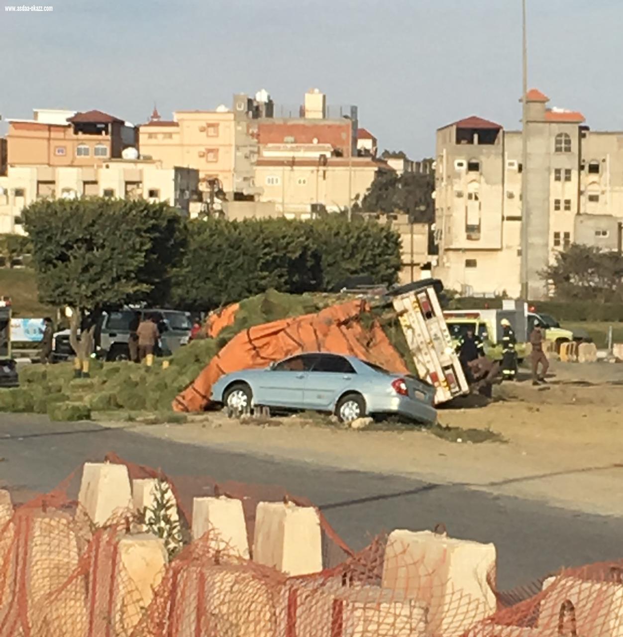 مدني الباحة يتعامل مع حادث دوار النخلة الذي ادي لأربع إصابات ووفاتين 