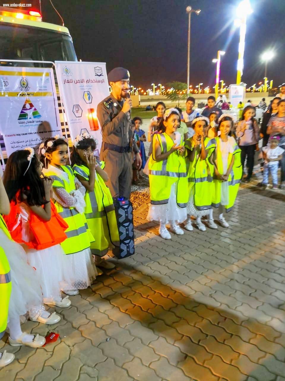 الدفاع المدني تحت شعار سلامة الأطفال غايتنا مدني ضمد  يقيم مرسم للطفل واستعراض للآليات  بحديقة البلدية