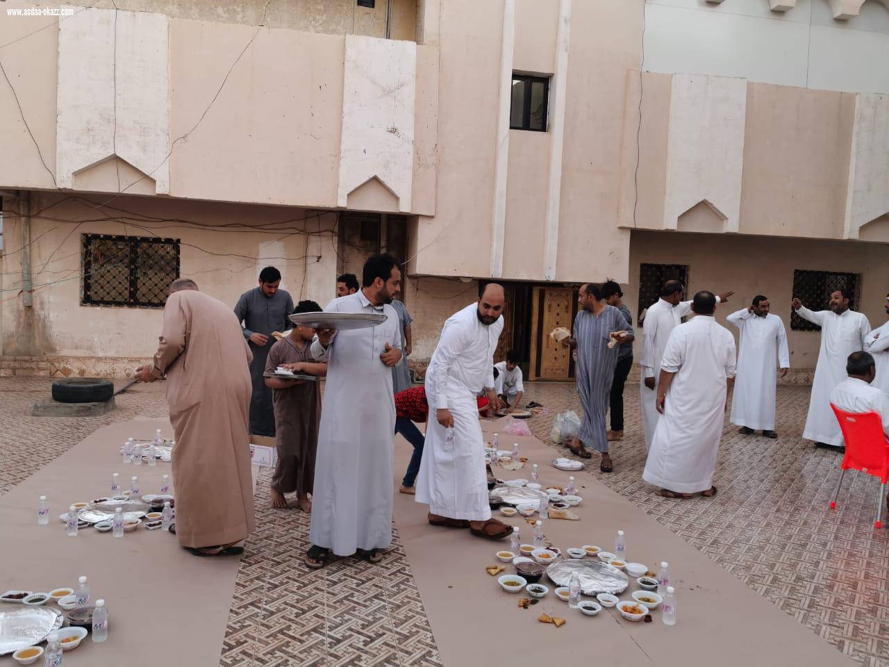 شيخ شمل آل عيسى بني حمد يقيم افطار جماعي في منزلة بمحافظة الطوال