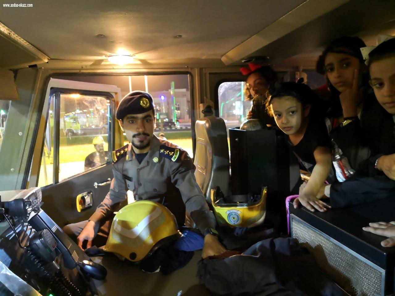 الدفاع المدني تحت شعار سلامة الأطفال غايتنا مدني ضمد  يقيم مرسم للطفل واستعراض للآليات  بحديقة البلدية