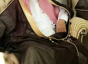 الشيخ احمد منور المجنوني الحربي شيخ قبيلة المجانين من حرب   مهنئا ولاة الامر باليوم الوطني 