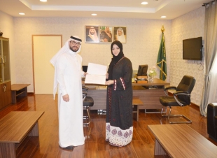 المساعد للخدمات العلاجية بصحة مكة يفتتح معرض إنجازات تطوعي صحة 3 بمستشفى الملك فيصل بمكة المكرمة  