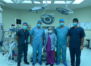 لم تتجاوز عامها الأول فريق طبي يستأصل كيس رئوي لأول مرة من طفلة بولادة الدمام