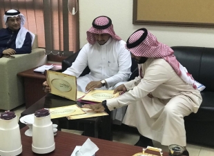 مدير تعليم جازان يتفقد مدارس جزر فرسان والوقوف على سير العمل